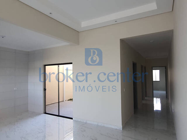 Casa para Venda em São José dos Pinhais - 4