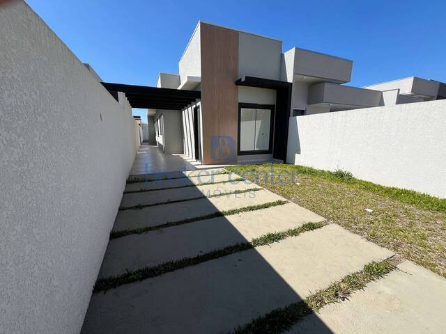 #380 - Casa para Venda em São José dos Pinhais - PR