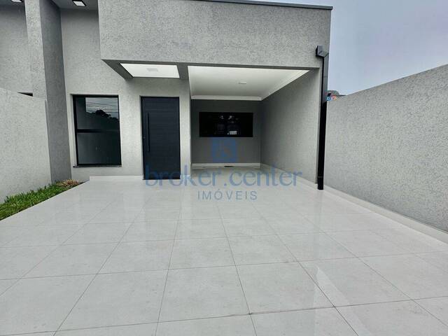#425 - Casa para Venda em São José dos Pinhais - PR