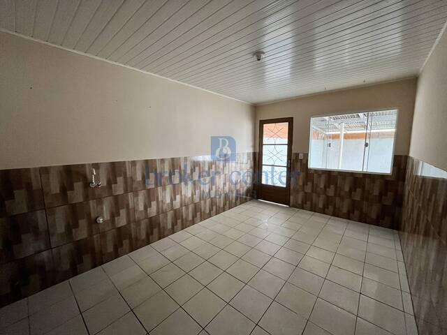 Casa para Locação em São José dos Pinhais - 4
