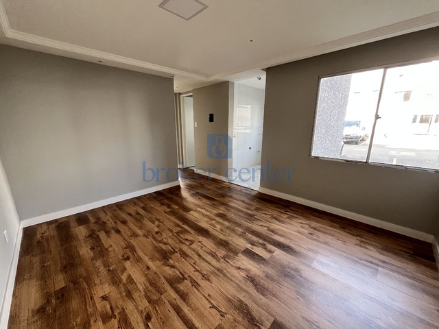 #450 - Apartamento para Venda em São José dos Pinhais - PR - 3