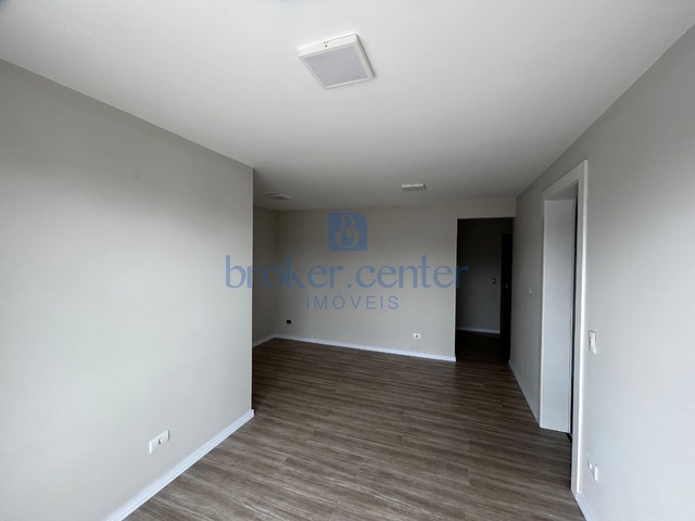 Apartamento para Venda em São José dos Pinhais - 4