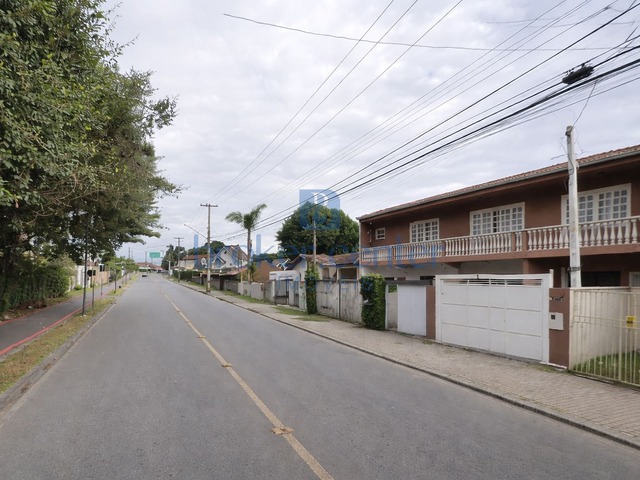 Sobrado para Venda em Curitiba - 4