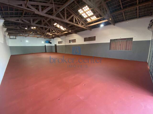 Sala para Locação em São José dos Pinhais - 2