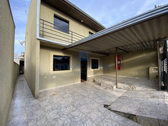 Sobrado para Venda em Curitiba - 4