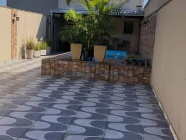 Sobrado para Venda em Matinhos - 2
