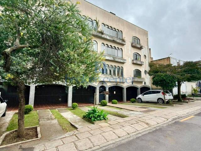 #534 - Apartamento para Venda em São José dos Pinhais - PR