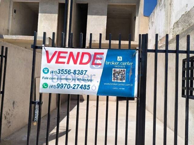 Sobrado para Venda em Curitiba - 2